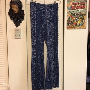 Xhilaration stretchy hippy pants